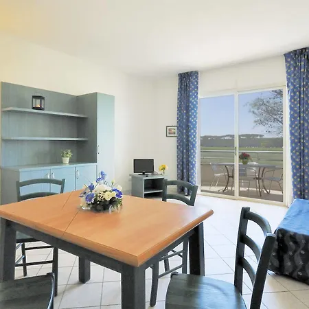 Villaggio Turistico La Cecinella 3*