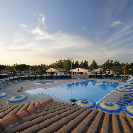 Tatil parkı Villaggio Turistico La Cecinella