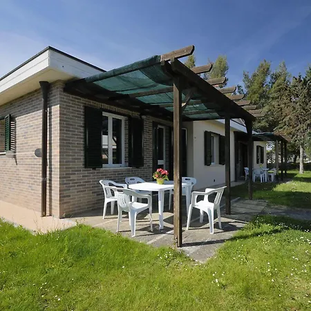 Villaggio Turistico La Cecinella Tatil parkı Marina di Cecina