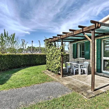 Villaggio Turistico La Cecinella Tatil parkı 3*